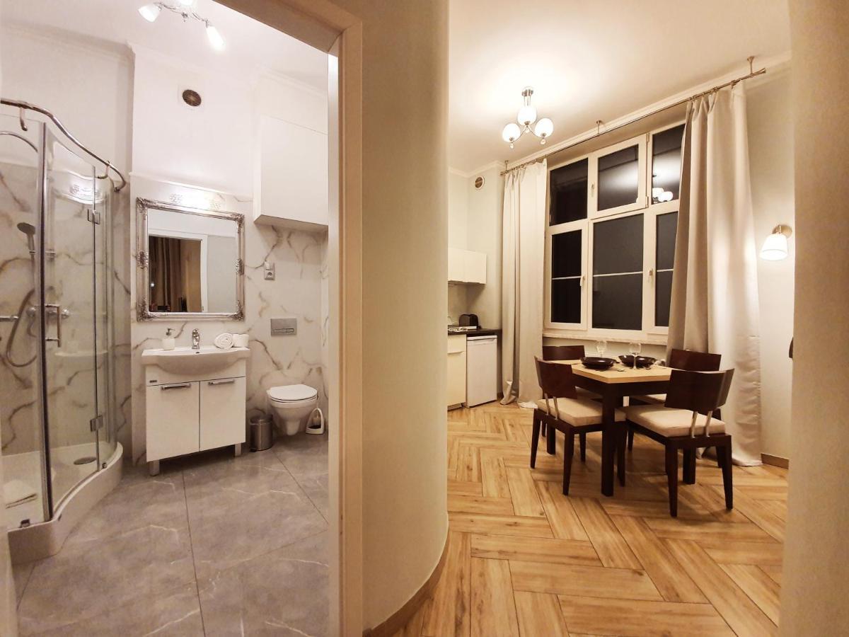 Holiday Suites Cracow Krakow Ngoại thất bức ảnh