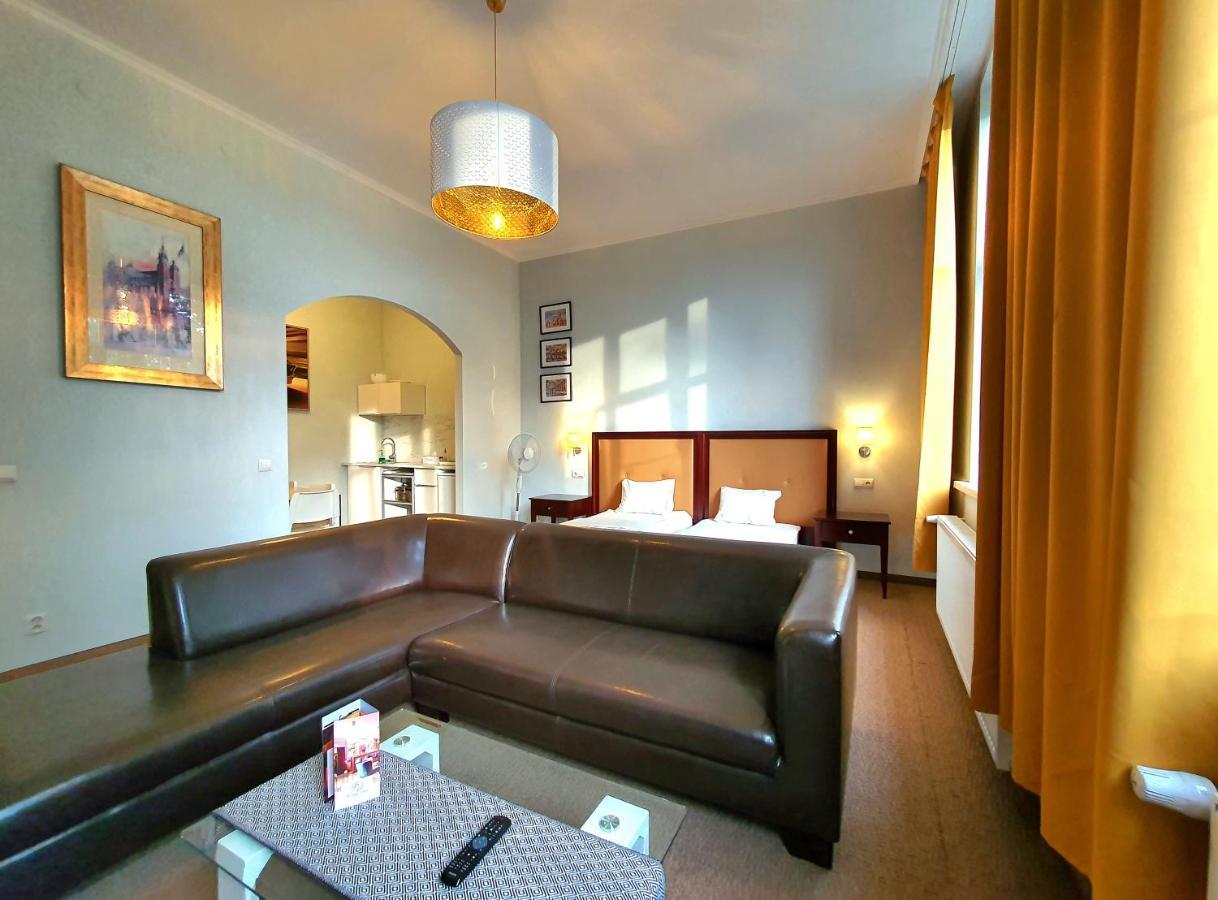 Holiday Suites Cracow Krakow Ngoại thất bức ảnh